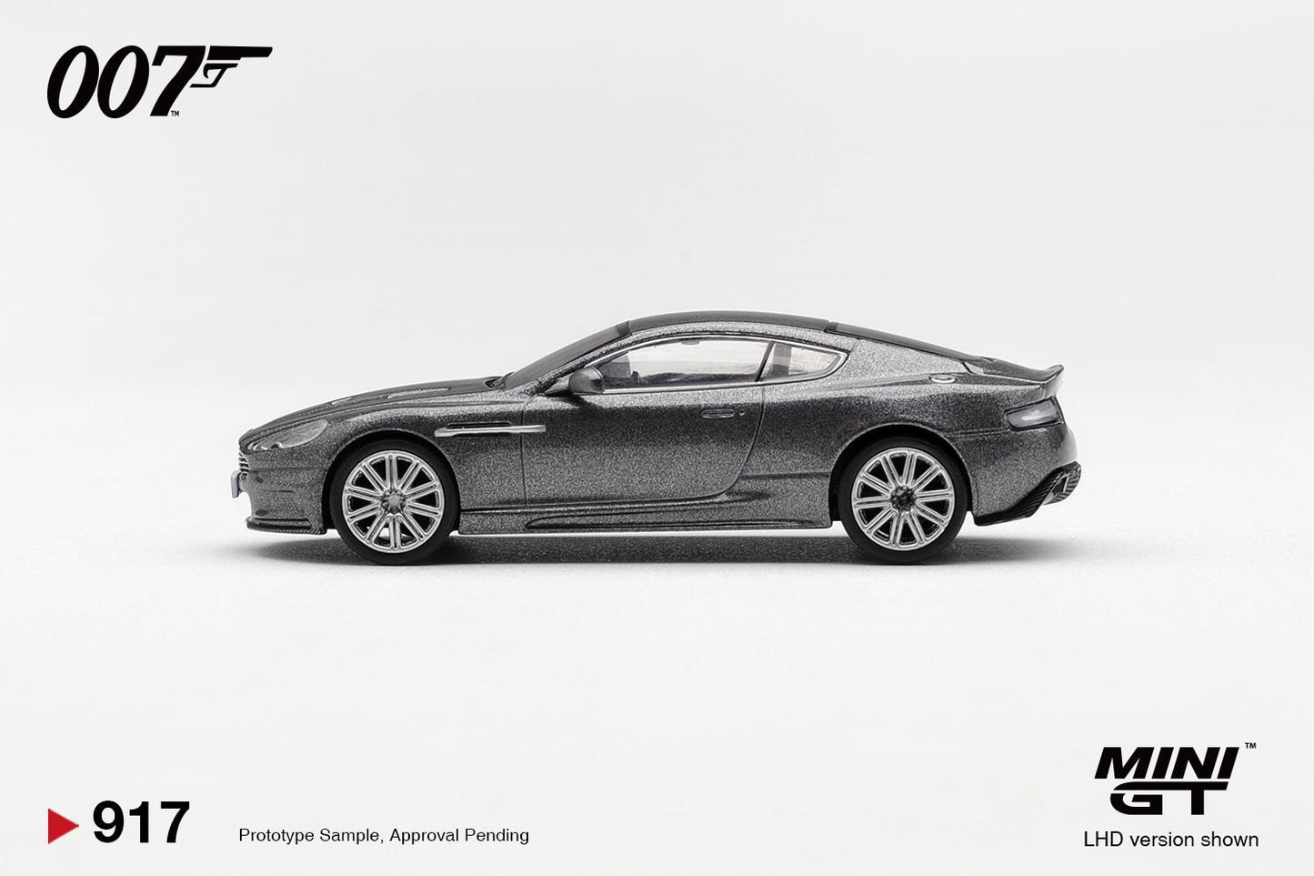 1/64 ASTON MARTIN DBS CASINO ROYALE (LHD) ENGLISH BLISTER PACKAGING - MiniGT - MGT00917-007E
