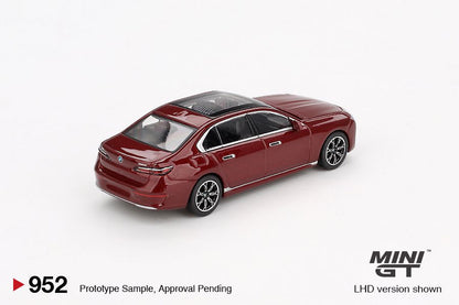 1/64 BMW I7 XDRIVE60 AVENTURIN (LHD) BLISTER PACKAGING - MGT00952-BL