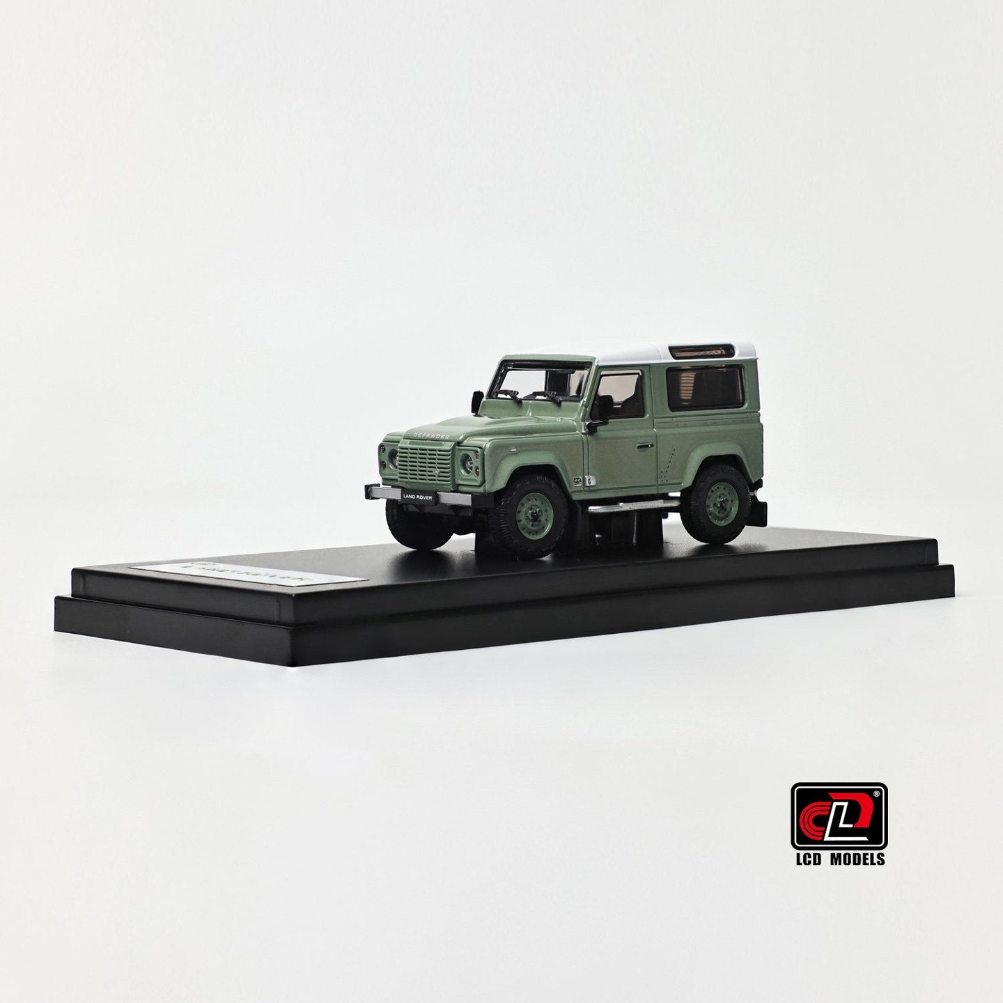 1/64 Land Rover Defender 90 V8 - LCD Models - 3 colours