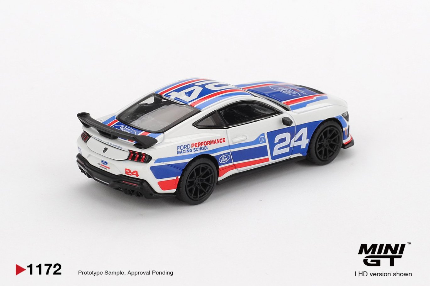 1/64 FORD MUSTANG DARK HORSE NO.24 FORD PERFORMANCE RACING SCHOOL  - MiniGT - MGT011172