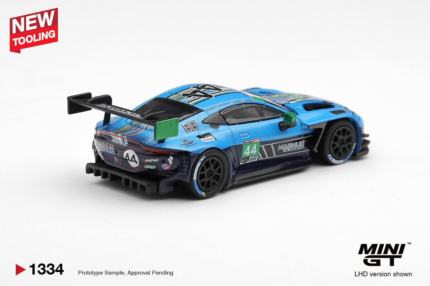 1/64 ASTON MARTIN VANTAGE GT3 EVO NO.44 MAGNUS RACING 2025 IMSA DAYTONA 24HRS - Mini GT - MGT01334