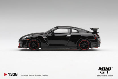 1/64 NISSAN GT-R NISMO 2024 BLACK - Mini GT - MGT01338