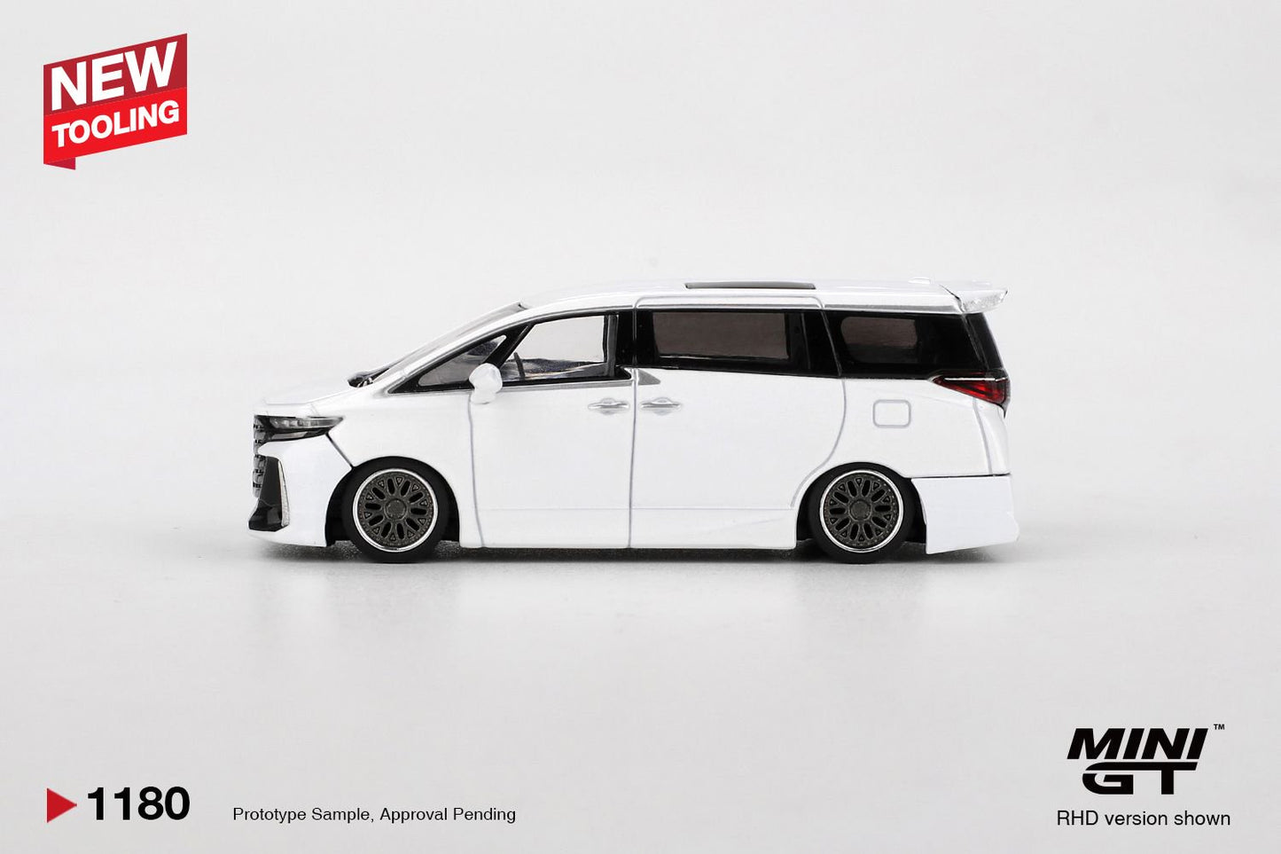 1/64 TOYOTA VELLFIRE 40 KUHL WHITE - MiniGT - MGT01180