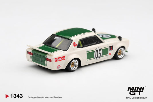 1/64 NISSAN SKYLINE LB-WORKS HAKOSUKA WHITE/GREEN (RHD) - Mini GT - MGT01343