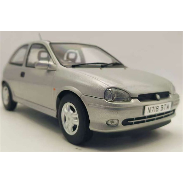 1/18 - Vauxhall Corsa GSI - Silver RHD UK Exclusive  - MCG 18846 - Model Car Group