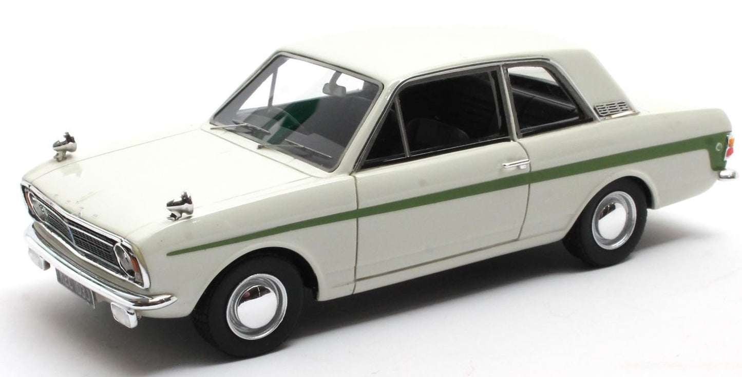 1/43 Ford Cortina Lotus MkII White 1966-1970 - Matrix 40603-101