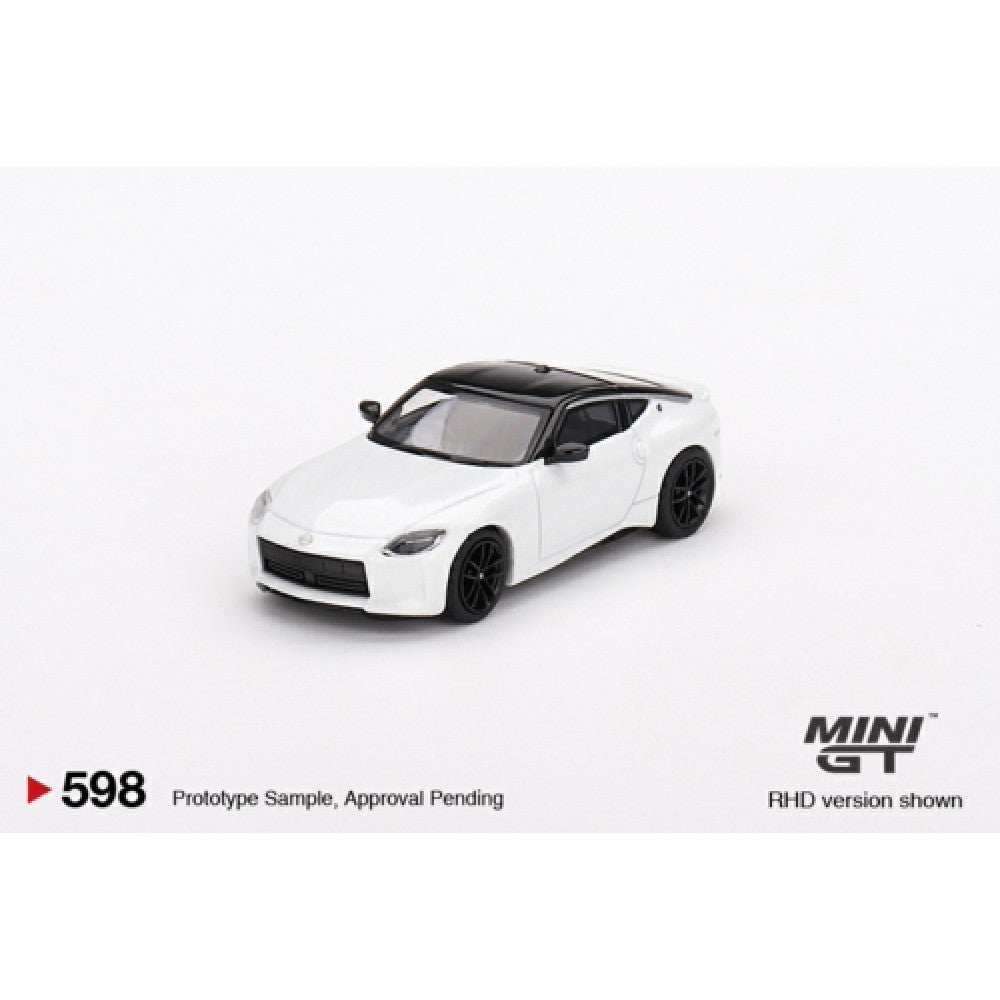 1/64 NISSAN FAIRLADY Z VERSION ST 2023 EVEREST WHITE (RHD) - Mini GT - MGT00598-R