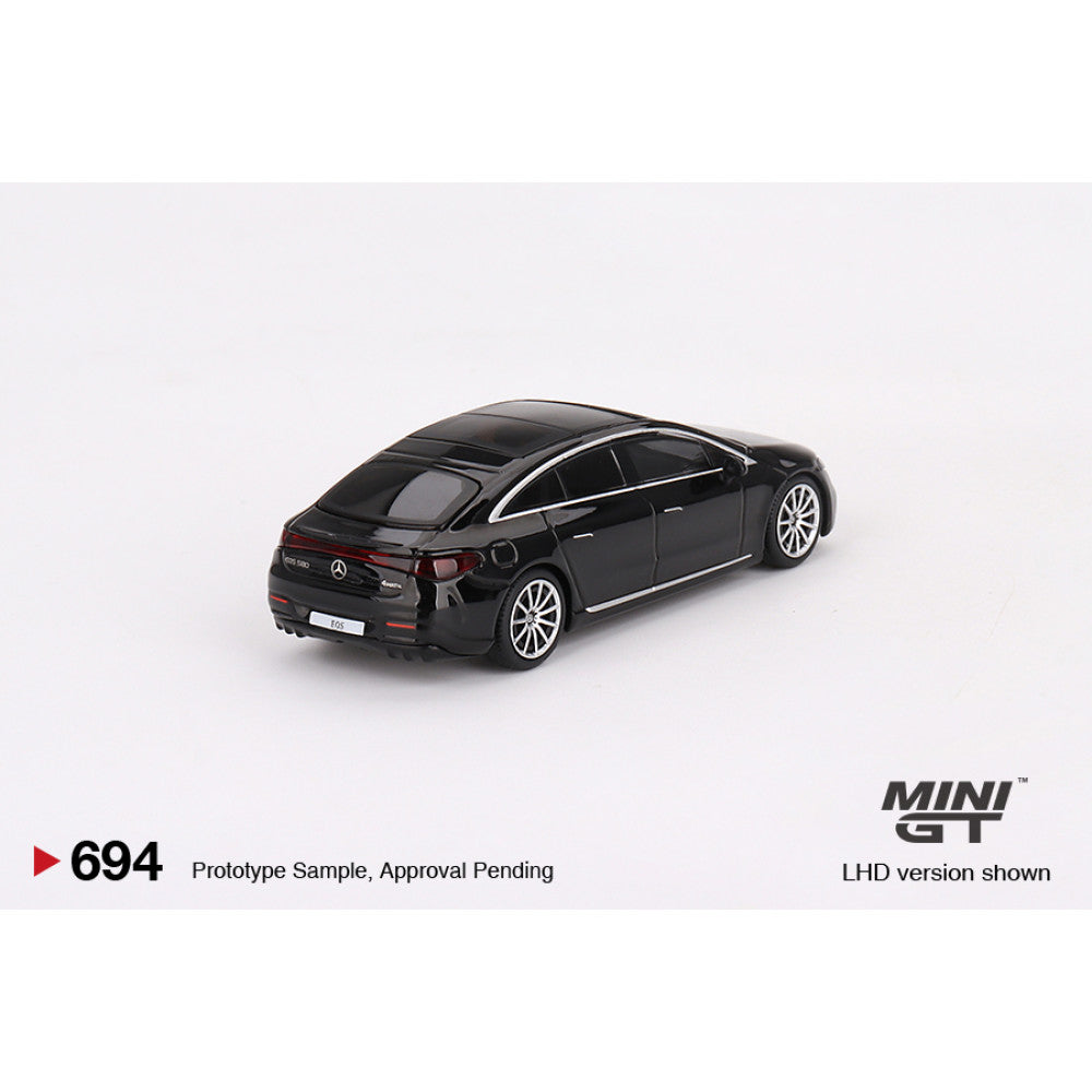 1/64 MERCEDES-BENZ EQS 580 4MATIC BLACK (RHD) - Mini GT - MGT00694-R