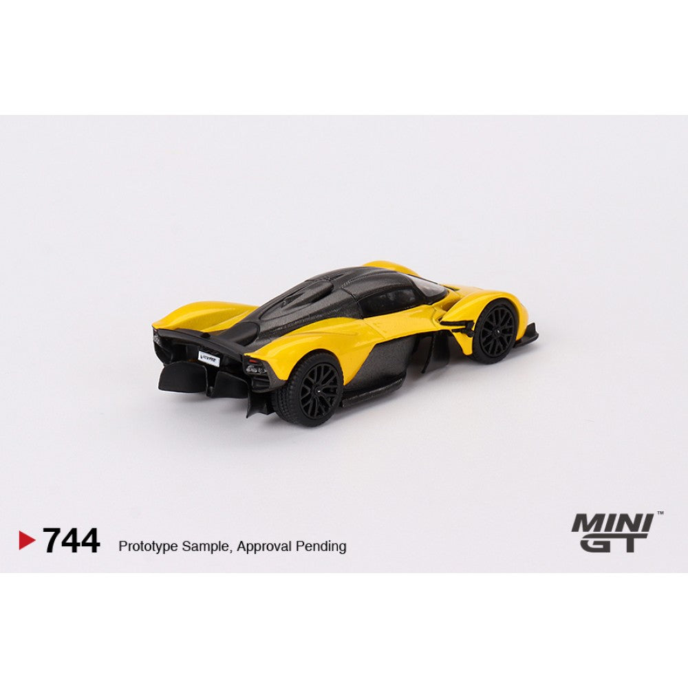 MGT00744-L - 1/64 ASTON MARTIN VALKYRIE SUNBURST YELLOW (LHD) - Mini GT