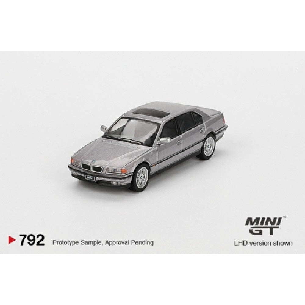 1/64 BMW 750IL ASPEN SILVER METALLIC (RHD) - MGT00792-R