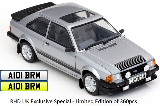 1/18 - Ford Escort RS1600i 1984 Strato Silver RHD UK Exclusive - Limited Edition 360pcs - Sunstar  H4998R