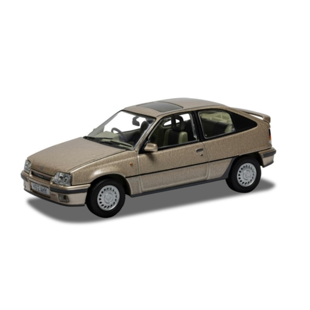 1/43 VAUXHALL ASTRA MK2 GTE 16V, REMBRANDT SILVER - Corgi Vanguard - VA13209