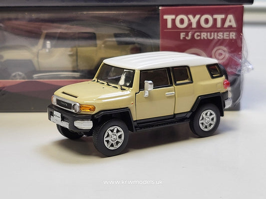 1/64 - 2015 Toyota FJ Cruiser right hand drive, ivory with white roof - BM64B0137lhd