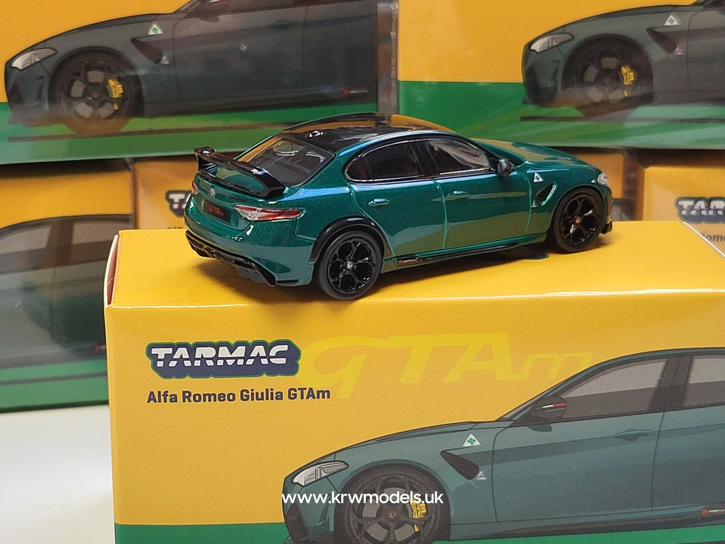 1/64 Alfa Romeo Giulia GTAm, green metallic - TC-T64GTL031MGR