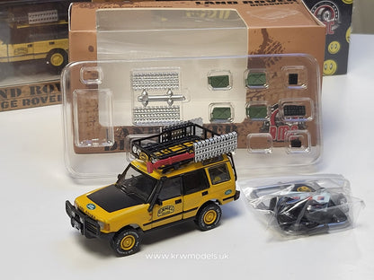 1/64 1998 Land Rover Discovery I *Camel Trophy Version* with accessory, camel yellow