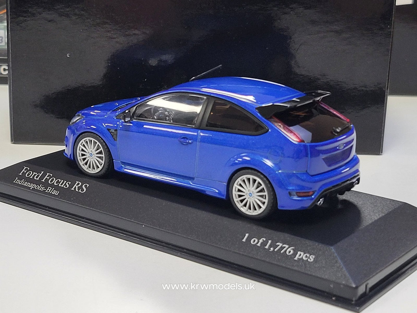 1/43 Minichamp Ford Focus RS 2009 blue Metallic - 400 088101