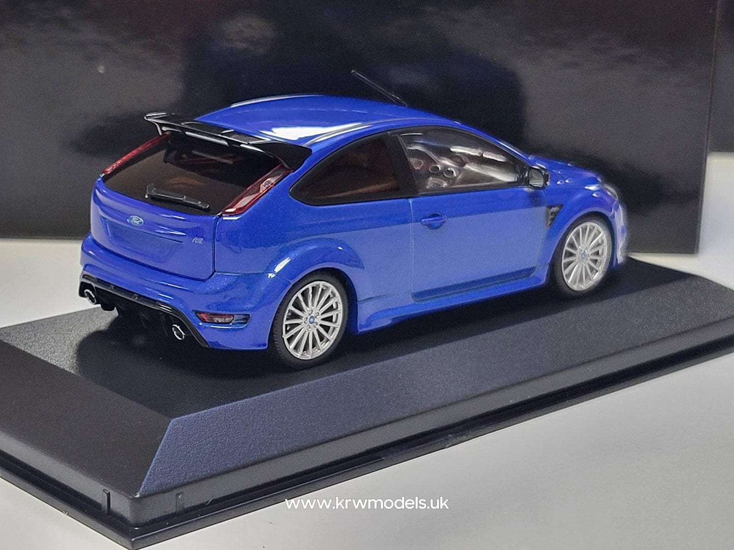 1/43 Minichamp Ford Focus RS 2009 blue Metallic - 400 088101