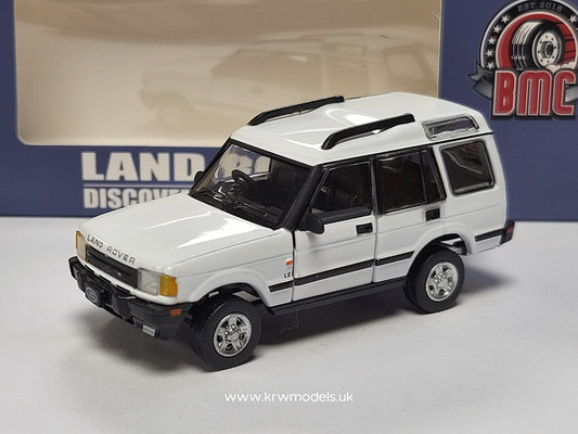 1/64 1998 Land Rover Discovery 1 right hand drive, white - BM64B0192rhd