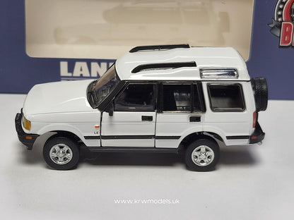 1/64 1998 Land Rover Discovery 1 right hand drive, white - BM64B0192rhd