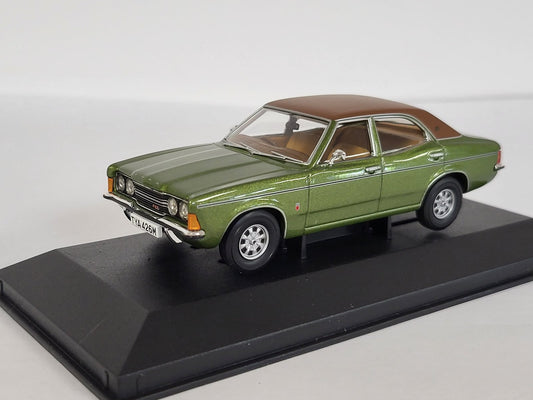 CORGI VANGUARDS - Ford Cortina Mk3 2.0 GXL Onyx Green - VA10319