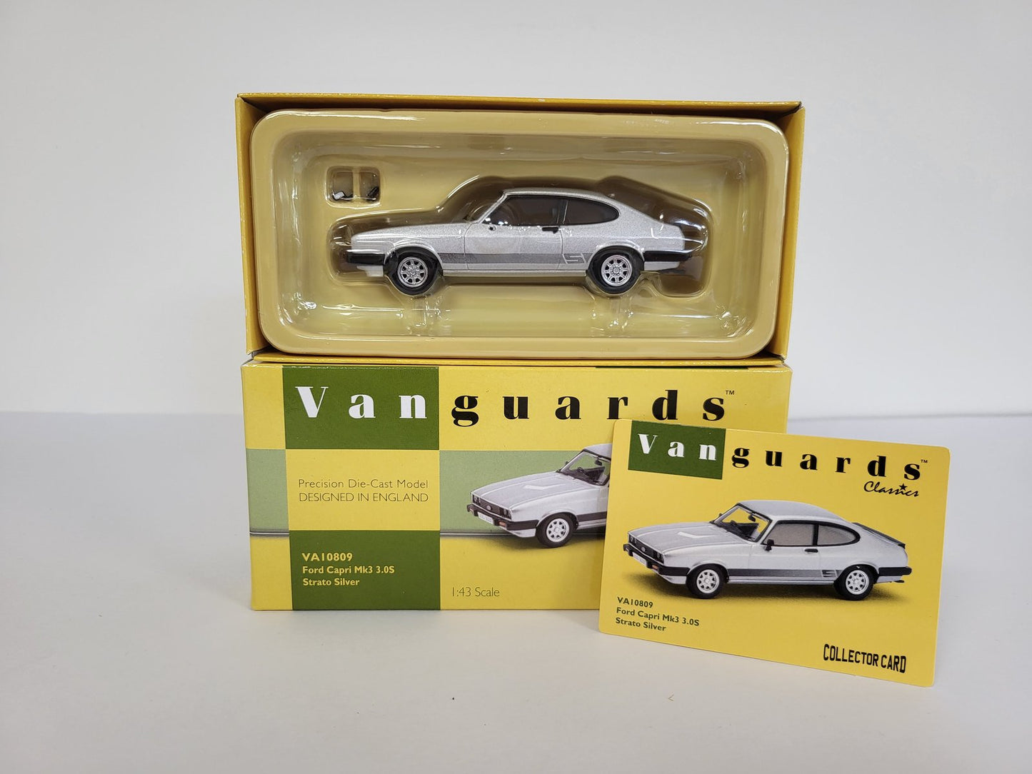 VA10809 Ford Capri 3.0s Strato Silver