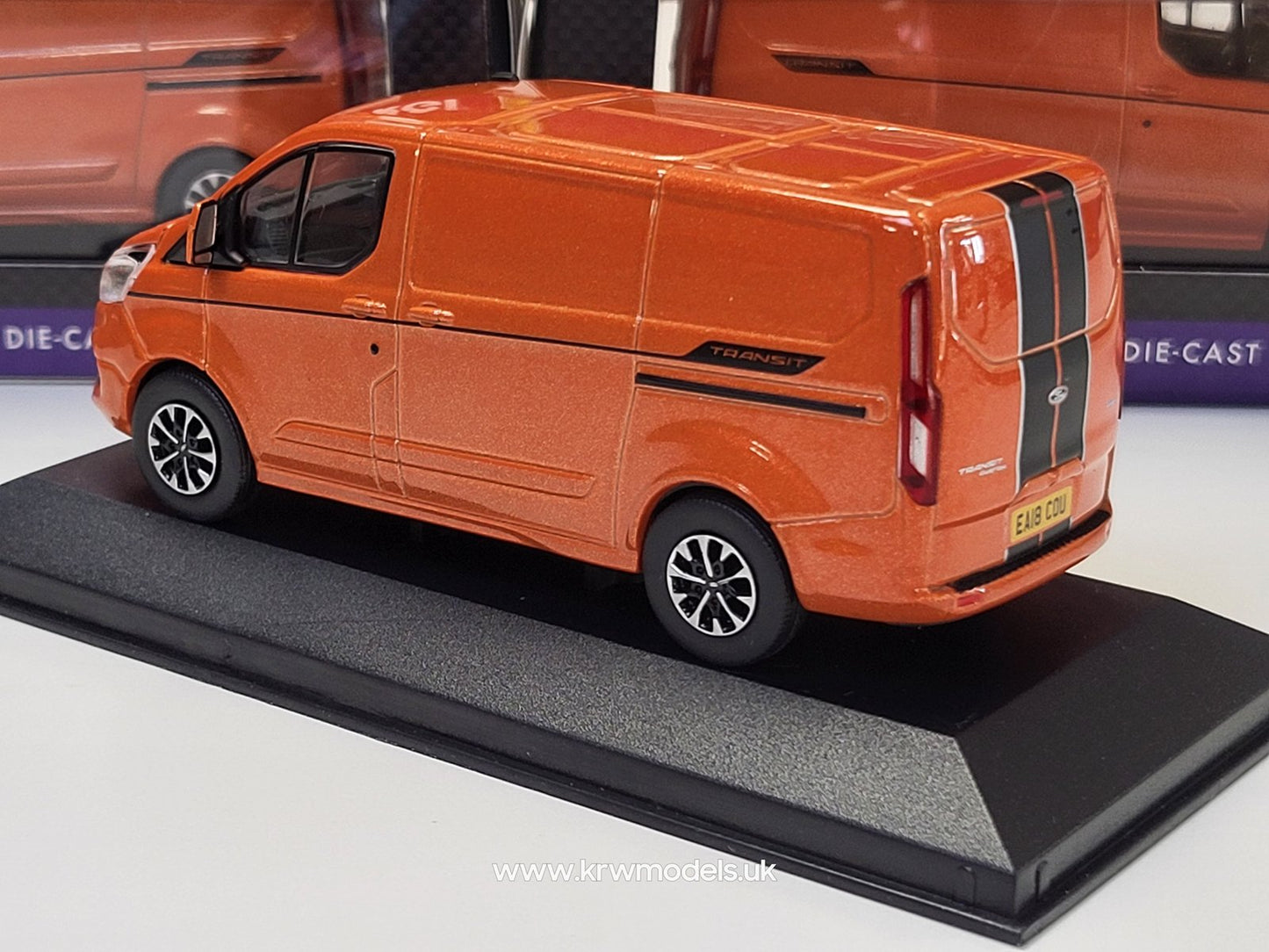 VA15101 Ford Transit Custom Sport, Orange Glow