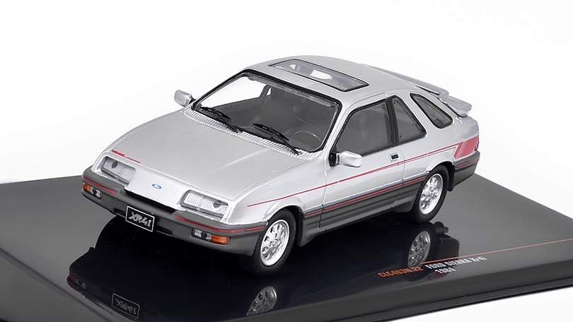 IXO CLC483 - Ford Sierra XR4i Silver 1984